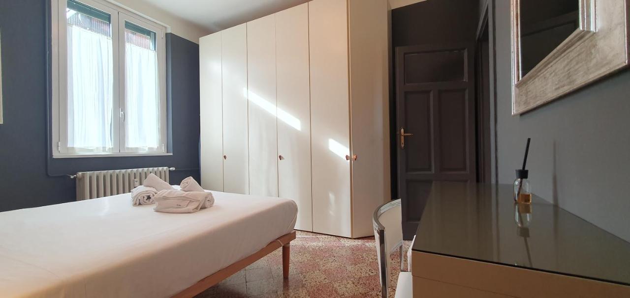 Appartement Bnbutler - Aselli, 14 - Comodo E Luminoso à Milan Extérieur photo