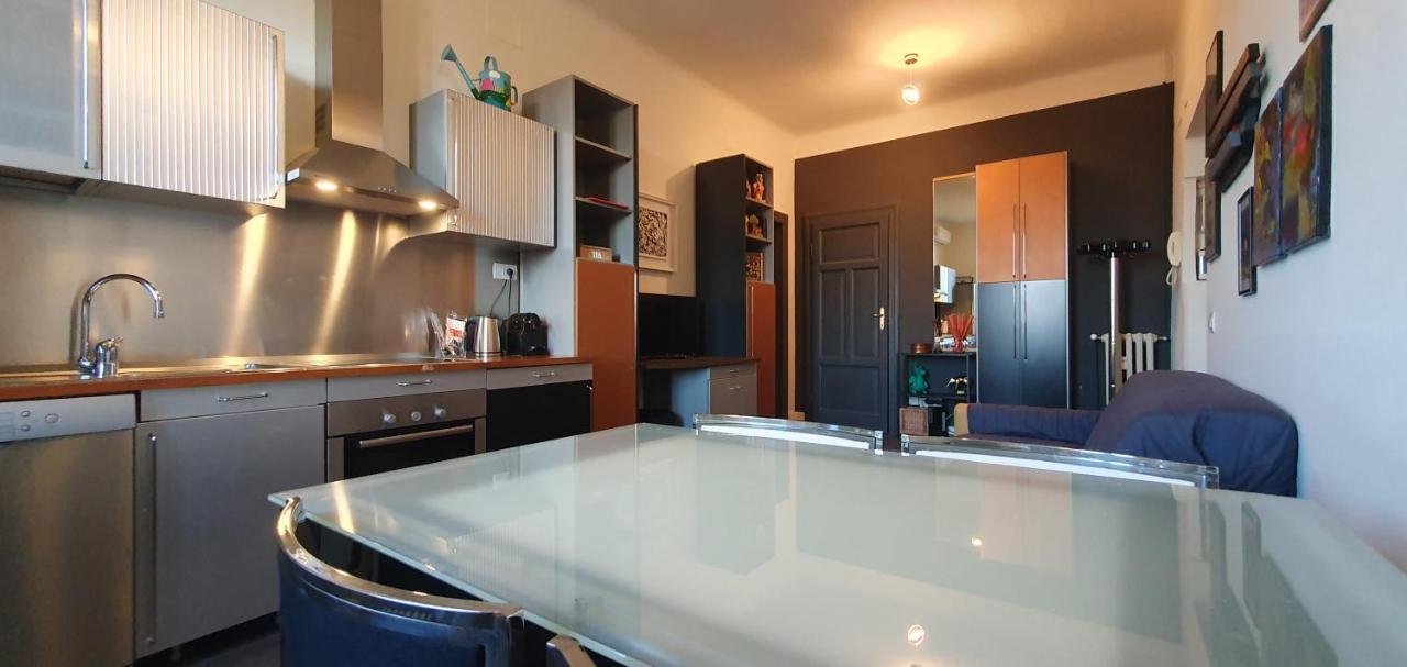 Appartement Bnbutler - Aselli, 14 - Comodo E Luminoso à Milan Extérieur photo