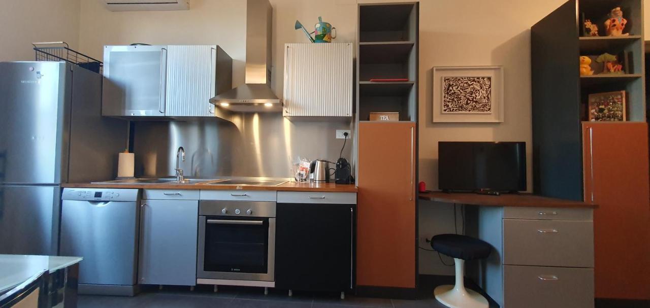 Appartement Bnbutler - Aselli, 14 - Comodo E Luminoso à Milan Extérieur photo